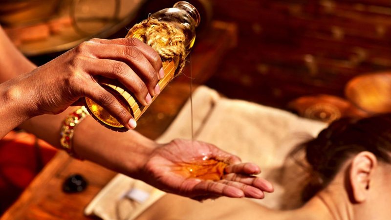 Abhyanga Massage The Benefits Of Ayurvedic Oil Therapy